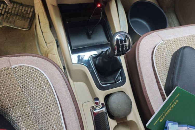 Used Wuling Hongguang 2016 1.5L S1 Deluxe Model China V-standard