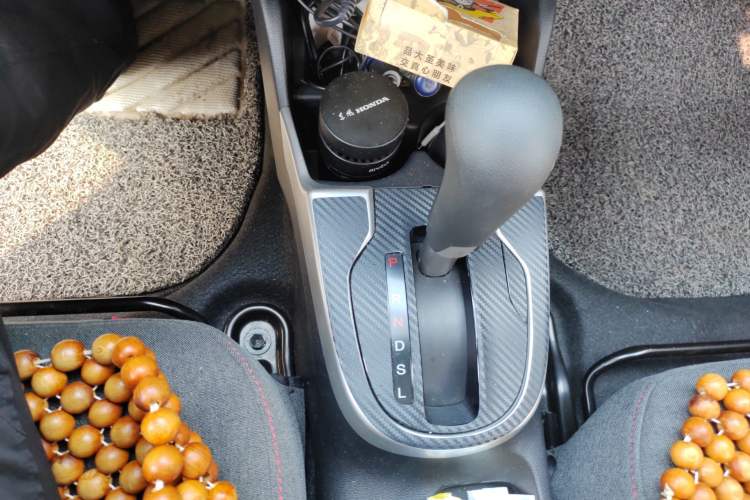 Used Honda Fit 2018 1.5L CVT Comfort Sunroof Version Gear Lever