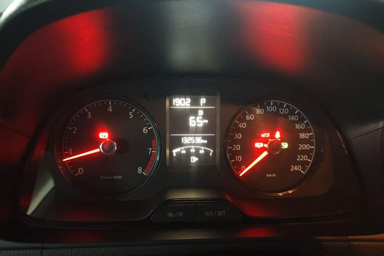 Used Volkswagen Lavida 2013 Revised Classic 1.6L Automatic Fashion Edition
