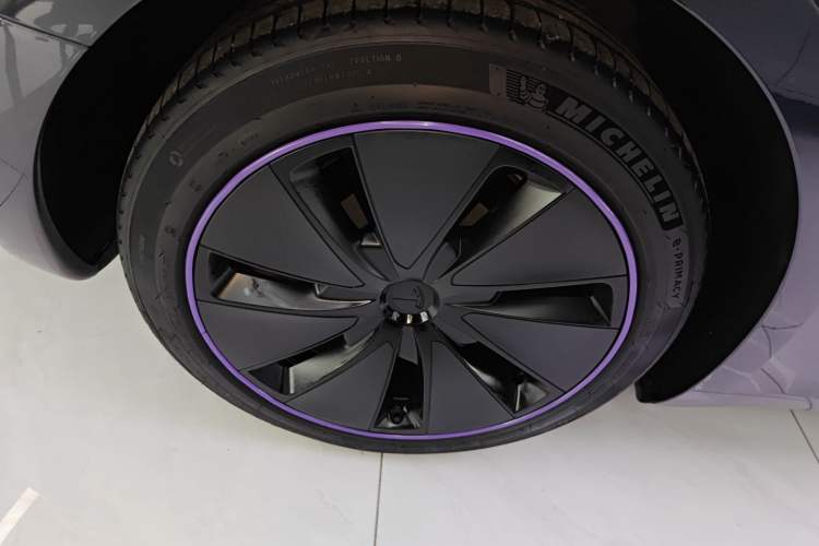 Used Tesla Model 3 2023 Rear-Wheel-Drive Version
