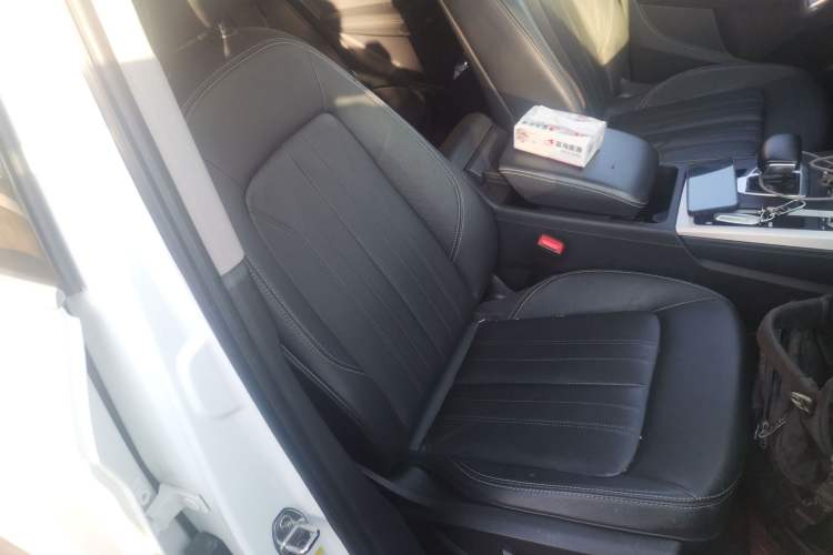 Used Audi Q5L 2020 Updated 40 TFSI Prestige Fashion Edition Right Front Seat