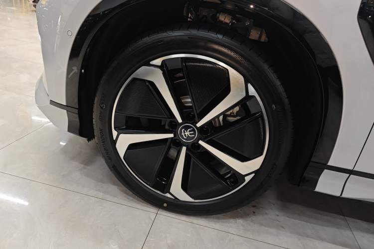 Used BYD Song L EV 2025 662 km Advanced Intelligent Driving Version
