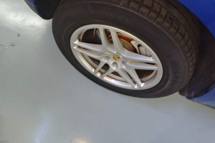 Used Porsche Macan 2017 Macan S 3.0T Right Rear Wheel Hub