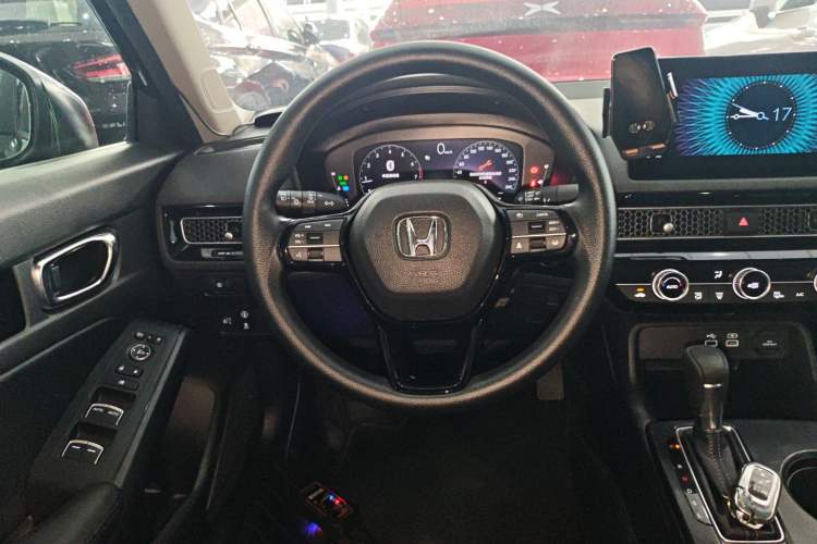 Used Honda Civic 2023 240TURBO CVT Dynamic Edition
