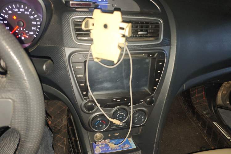 Used Haima Fumei 2015 1.6L Manual YueShang Model Audio And AC Panel