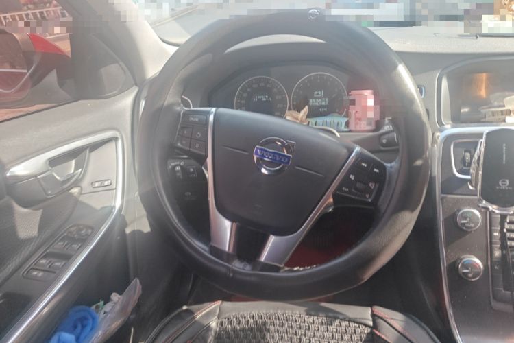 Used Volvo V60 2013 T5 Smart Edition