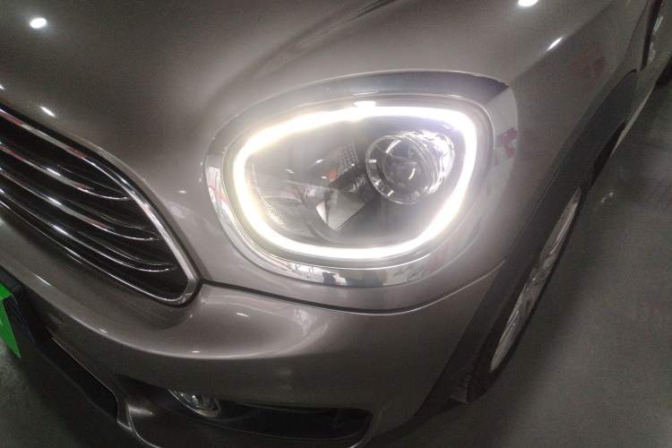 Used MINI Countryman 2019 1.5T COOPER Artist Weekend Travel Edition