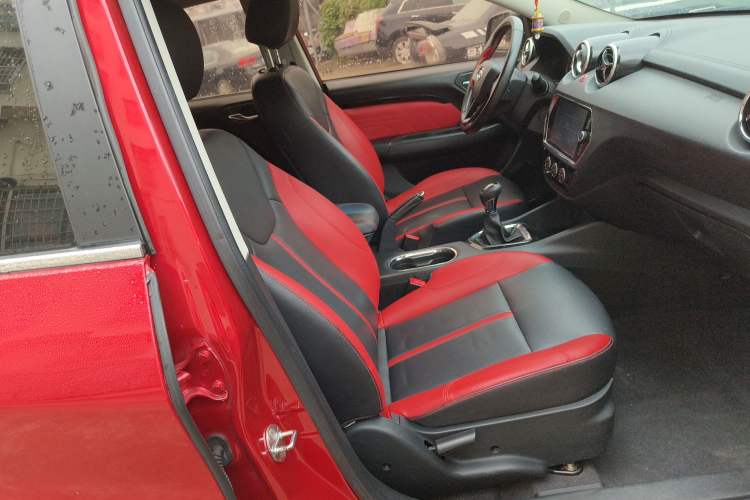 Used Soueast DX3 2016 1.5T SRG Manual Luxury Edition
