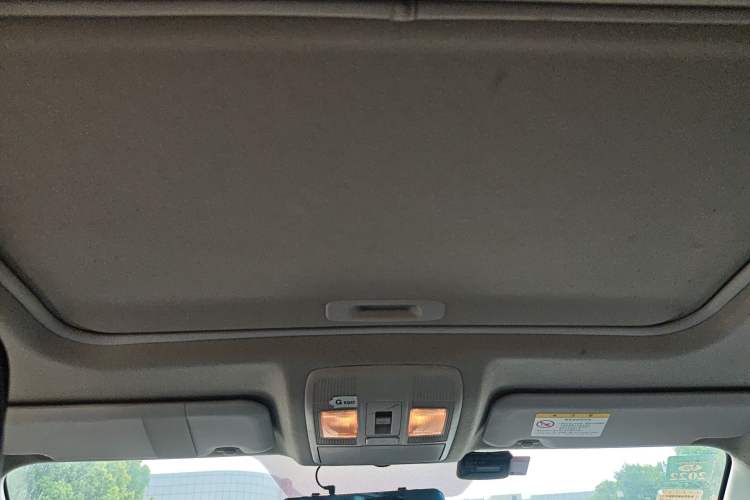 Used Mazda 3 Axela 2016 Sedan 1.5L Automatic Luxury Model Headliner