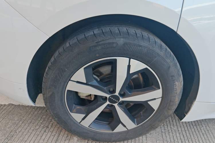 Used Zeekr 001 2023 WE Edition 100 kWh