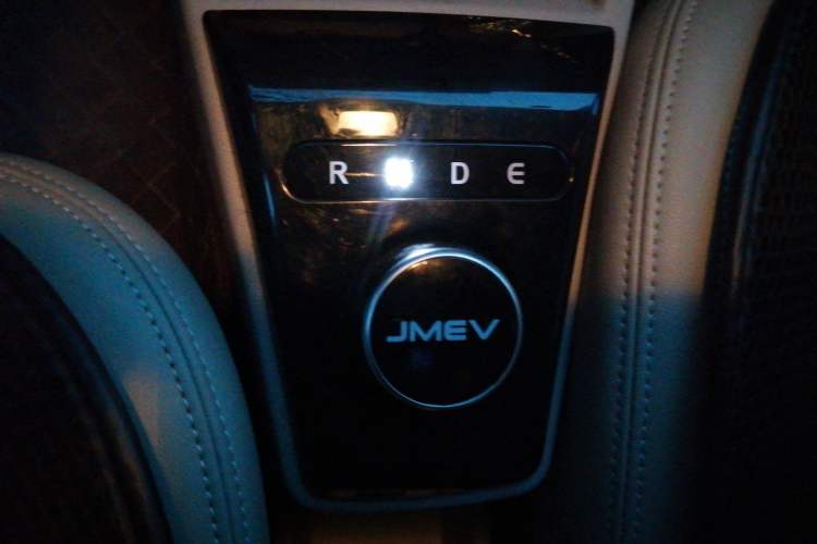 Used JMEV Xiao Qilin 2023 Joyful Edition 201km Comfort Model
