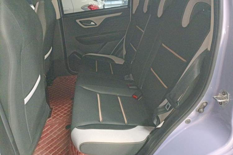 Used JAC Yiwei E10X 2024 Charming Edition 301km Lite