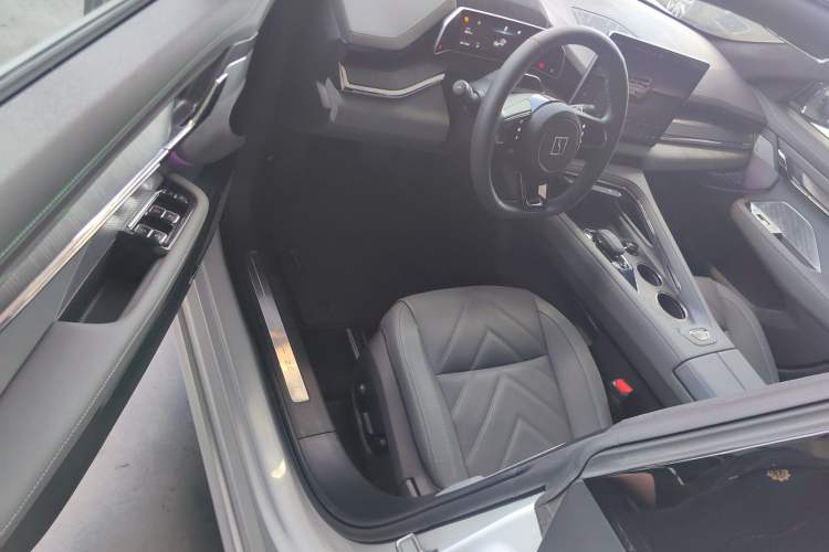 Used Zeekr 001 2023 WE Edition 100 kWh
