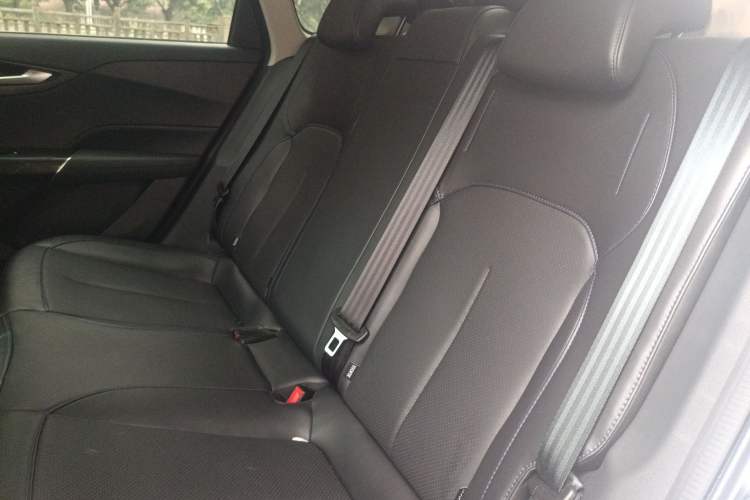 Used Changan Eado 2025 Blue Whale 1.5T 500Bar Prestige Model