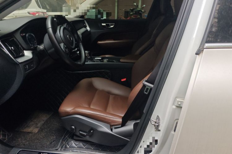 Used Volvo XC60 2019 T5 4x4 Zhiyuan Edition China VI Standard