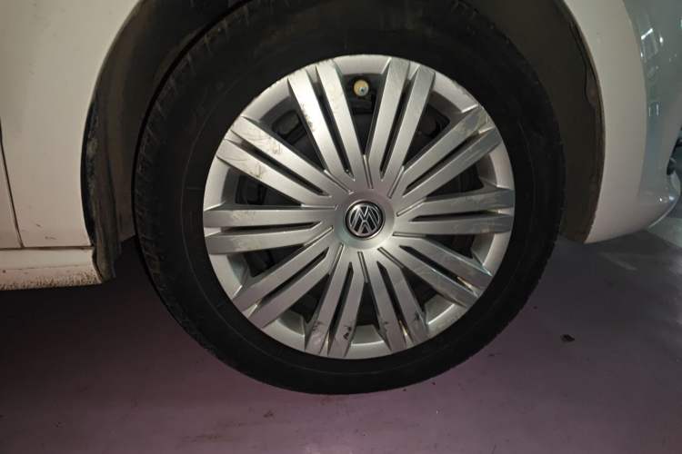 Used Volkswagen Polo 2016 1.6L Automatic Comfort Model