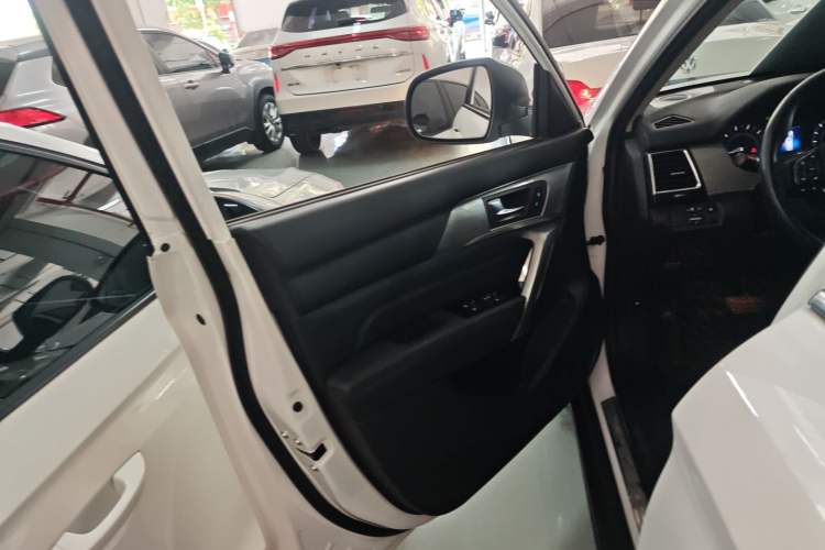 Used Haval H2 2017 Red-Label 1.5T Automatic Two-Wheel Drive Luxury Model