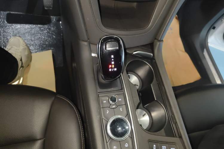 Used Cadillac XT5 2022 2.0T Two-Wheel Drive Luxury Version
