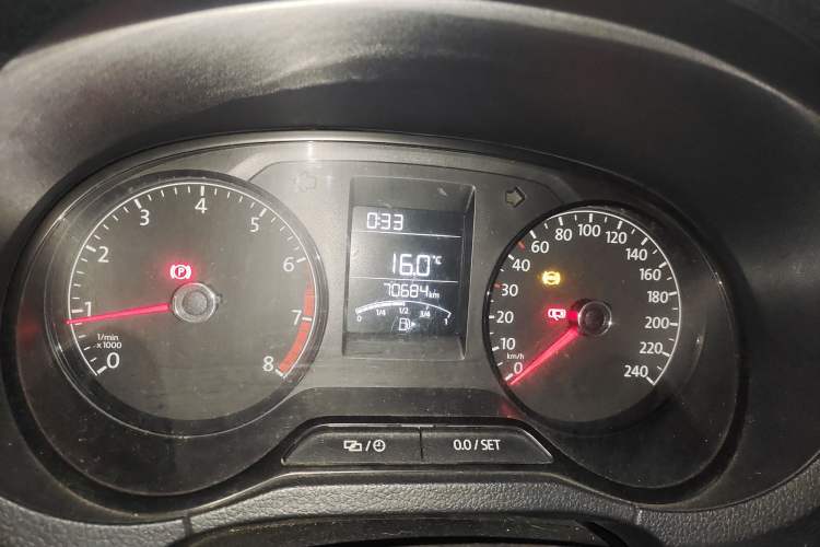 Used Volkswagen Polo 2016 1.4L Manual Fashion Model Instrument Cluster