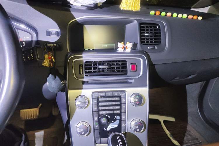 Used Volvo S60 2016 S60L T4 Zhiyuan Edition