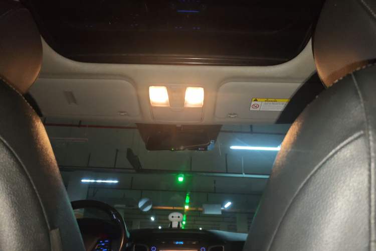 Used Hyundai ix25 2015 2.0L Automatic Two-Wheel Drive Intelligent GLS