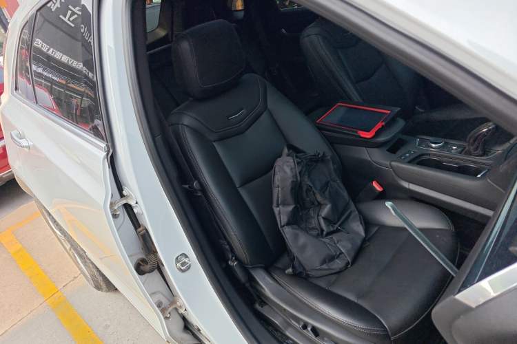 Used Cadillac XT5 2023 2.0T Two-Wheel-Drive Fashion Edition