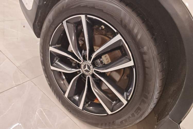 Used Mercedes-Benz GLC 2020 Facelift GLC 260 L 4MATIC Luxury Edition Right Rear Wheel Hub