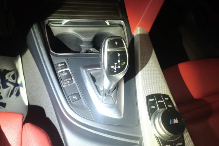 Used BMW 4 Series 2017 425i Gran Coupe Luxury M Sport Package Gear Lever