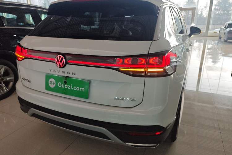 Used Volkswagen Tayron 2023 300TSI Two-Wheel-Drive Luxury Plus Advanced Edition
