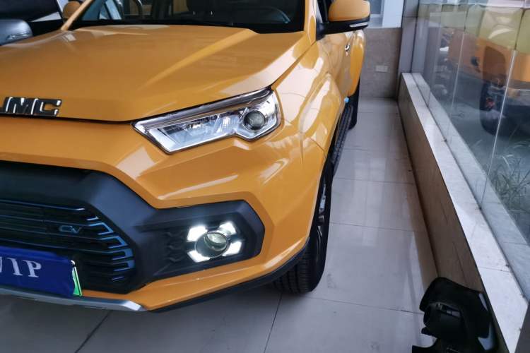 Used JMC Yuhu EV 2022 4x2 LX JX6510PA5BEV
