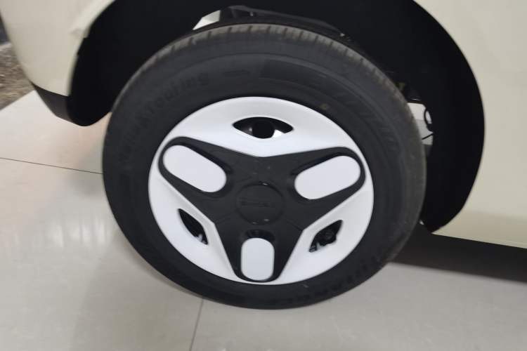 Used Geely Galaxy Panda 2025 210 km – Yuanqi Bear
