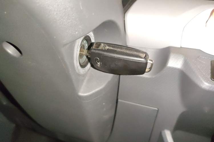 Used Chery QQ Ice Cream 2022 170km Sundae Phosphate Lithium-Ion