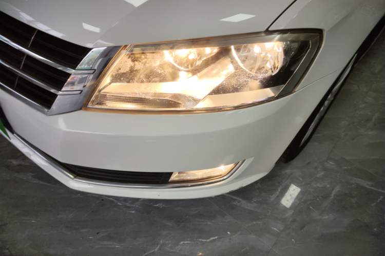 Used Volkswagen Gran Lavida 2013 1.6L Automatic Comfort Model
