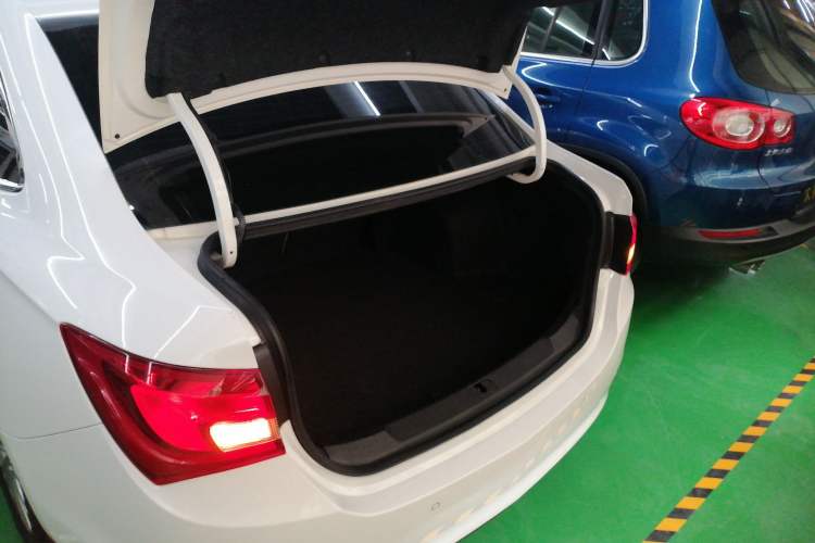 Used Buick GT 2017 15N Automatic Elite Version