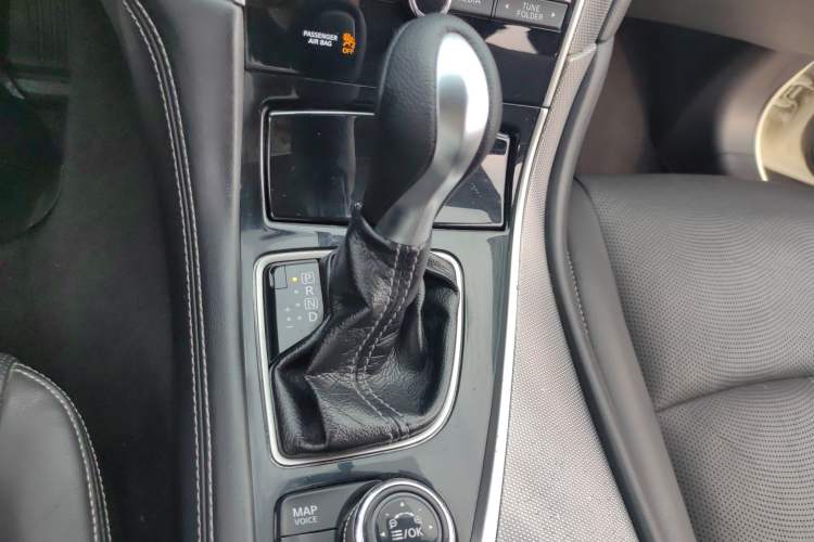 Used Infiniti Q50L 2016 2.0T Enjoyment Edition
