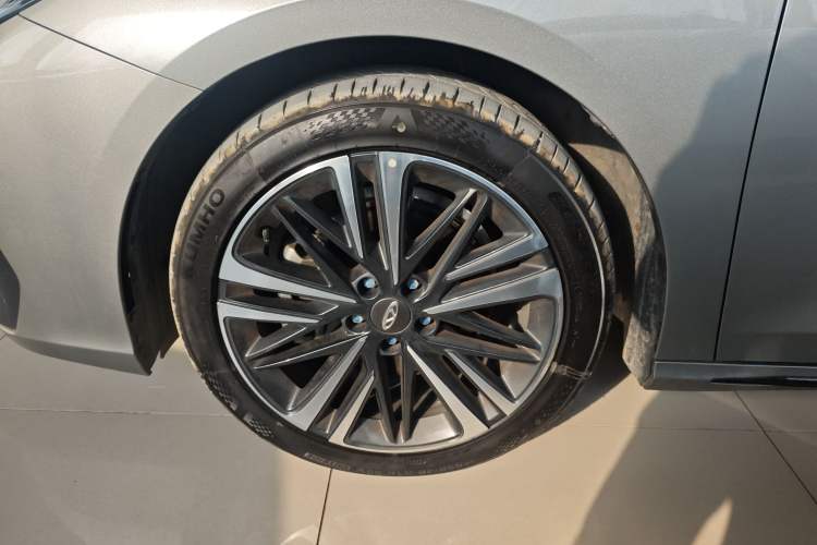 Used Chery Arrizo 8 2023 High-Performance Edition 2.0T DCT Powerfully Equipped Exterior 4