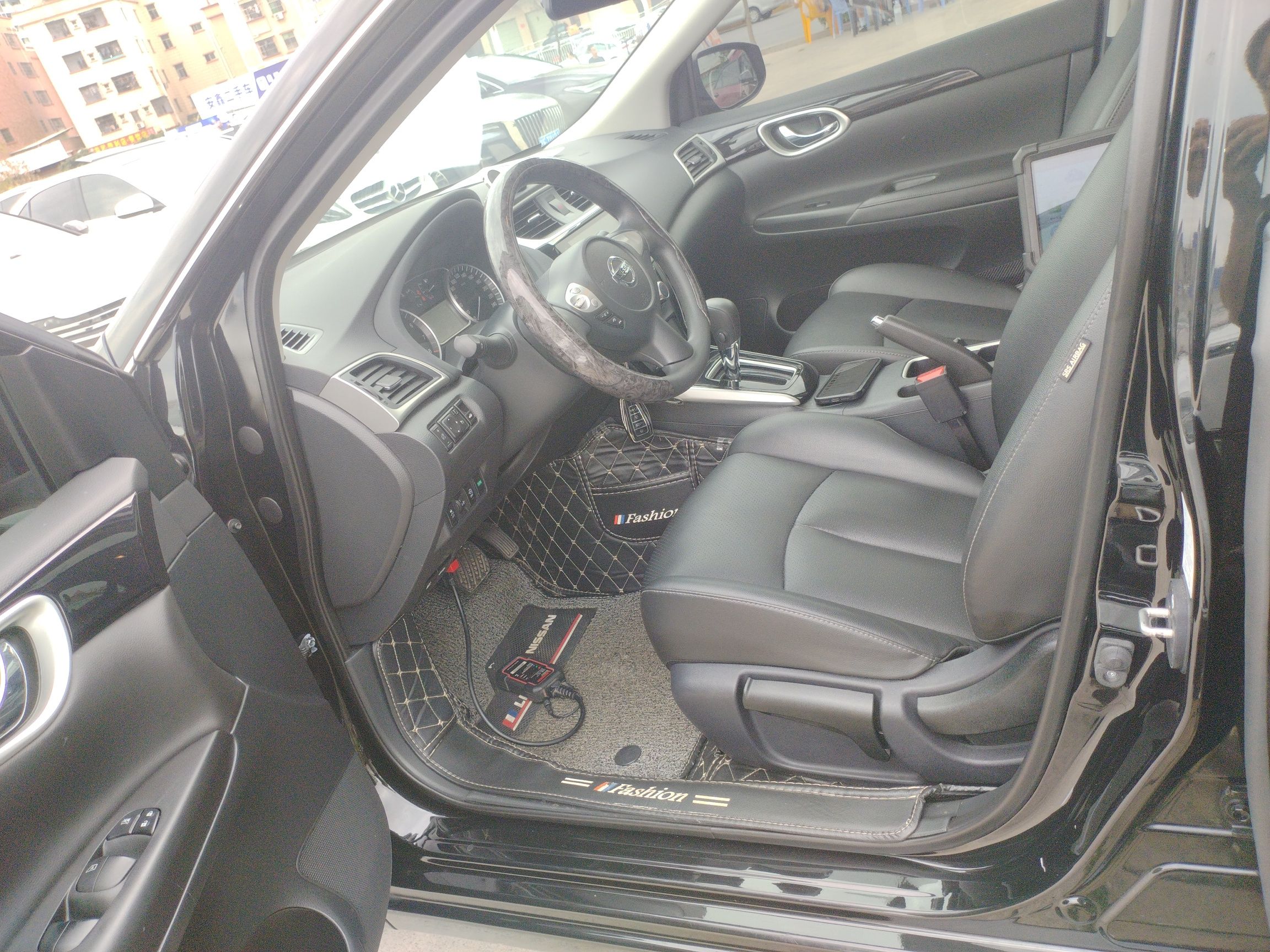 Interior delantero