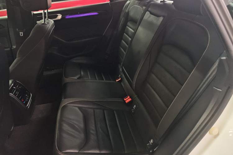 Used Volkswagen FAW-Volkswagen CC 2023 380TSI Striking Edition
