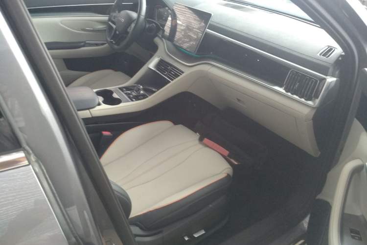 Used BYD Song PLUS New Energy 2023 Champion Edition EV 520KM Prestige Model