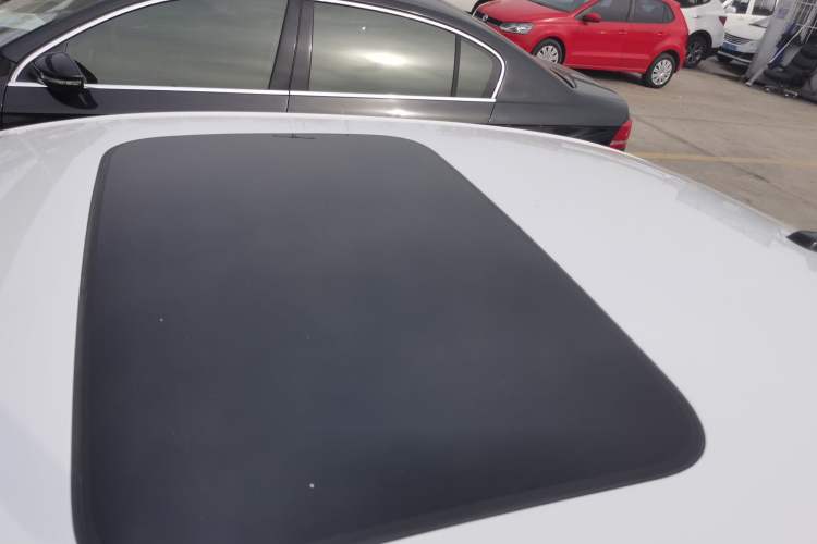 Used Volkswagen Lavida 2023 Revised Version 1.5L Automatic 5 Millionth Edition Roof