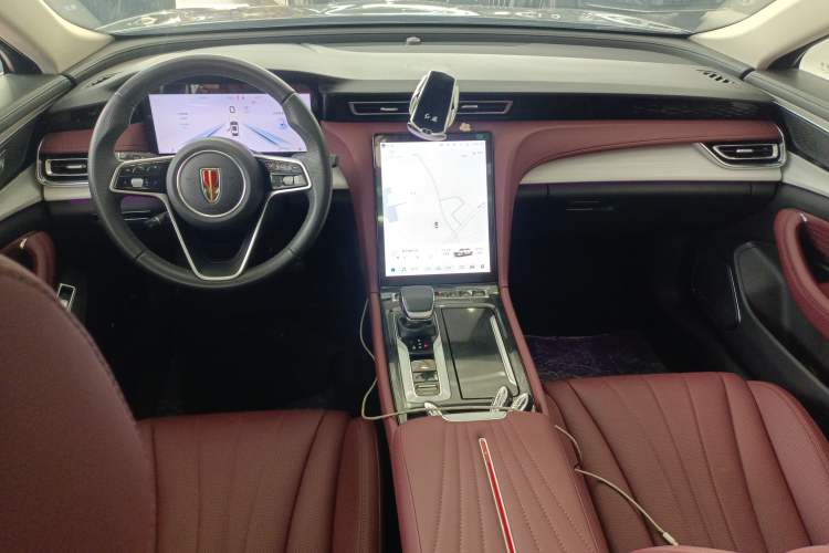 Used Hongqi H5 2025 2.0T Automatic Flag Edition – 500 000 Units Commemorative Version