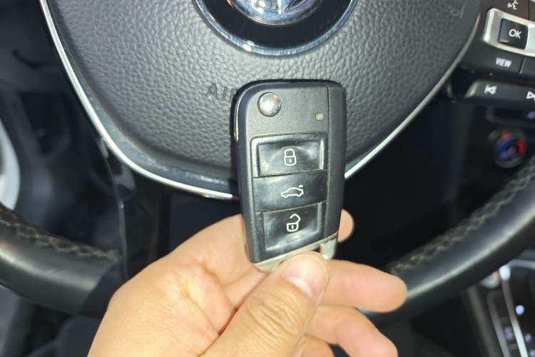 Used Volkswagen Golf 2020 280TSI DSG Luxury Edition
