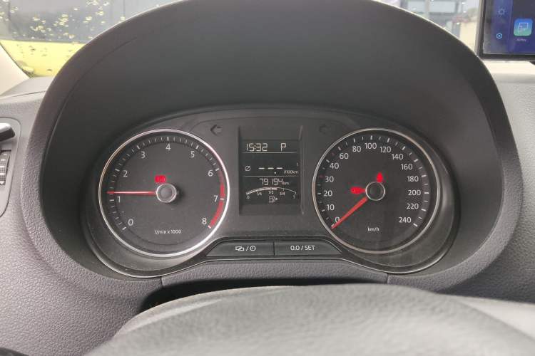 Used Volkswagen Polo 2014 1.6L Automatic Comfort Edition Instrument Cluster