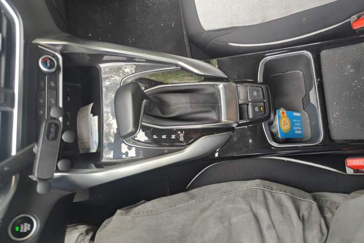 Used SAIC MAXUS G50 2019 1.5T Automatic Luxury Edition China VI Standard Gear Lever