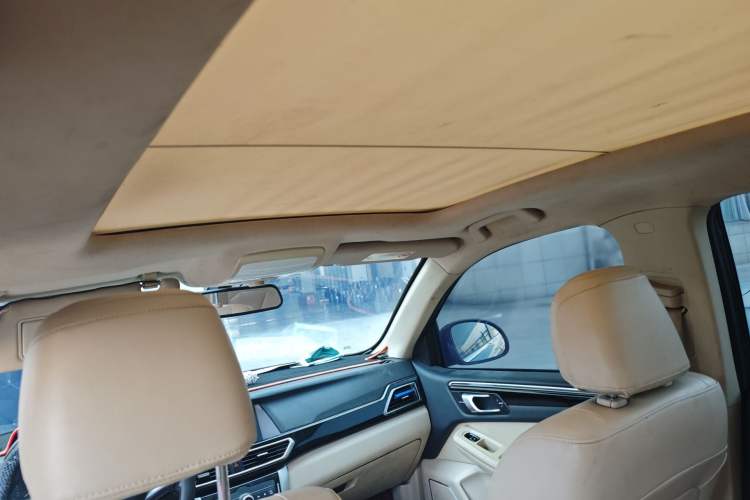 Used Zotye Domy X5 2017 Upgraded Model 1.5T CVT ZHANG GUI Version Headliner