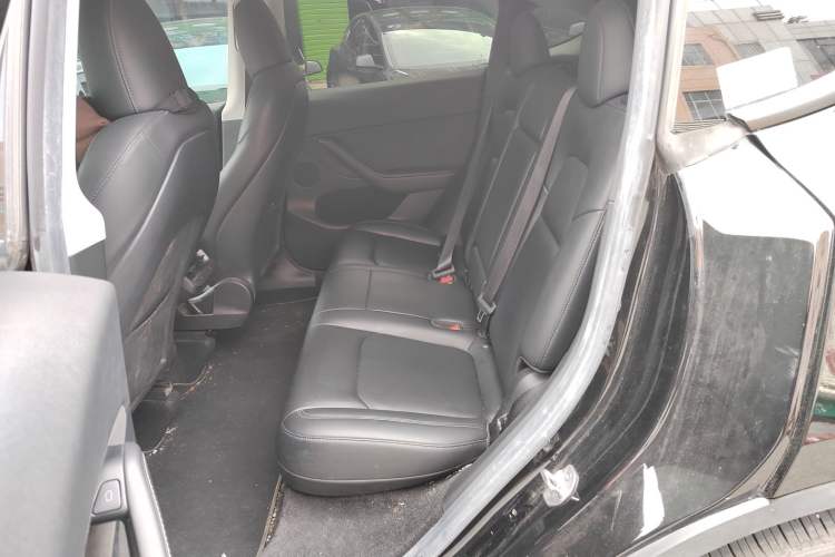 Used Tesla Model Y 2022 Rear-Wheel-Drive Version
