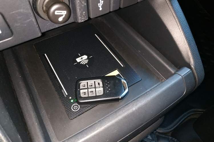 Used Honda Elysion 2022 2.0L eHEV Luxury Edition