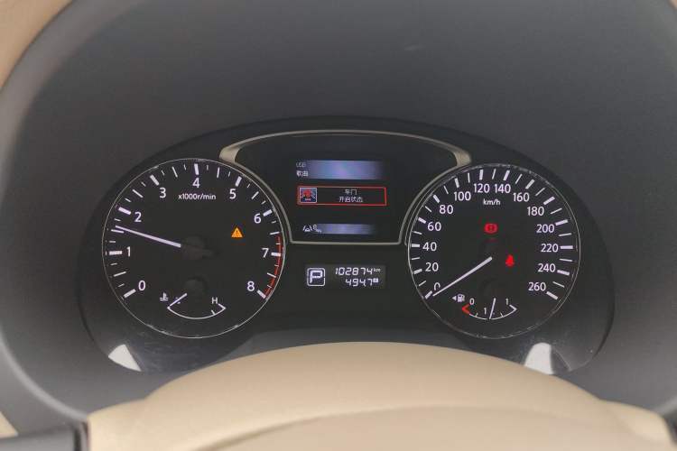 Used Nissan Teana 2015 2.0L XL Upper Champions League Tech Edition Instrument Cluster