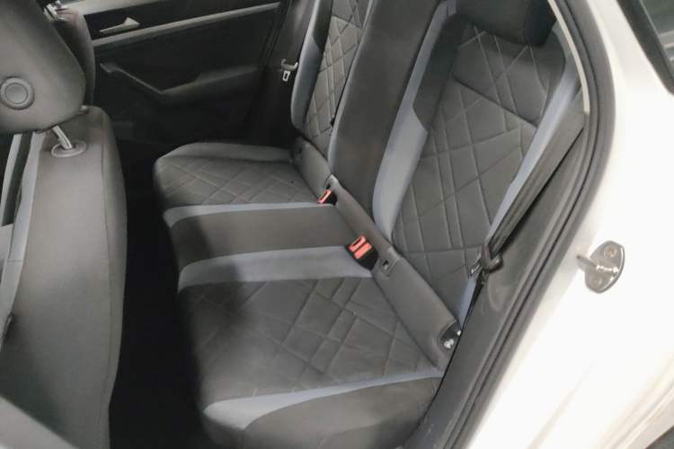 Used Volkswagen Lavida 2023 1.5L Automatic De Yi Edition Left Rear Seat