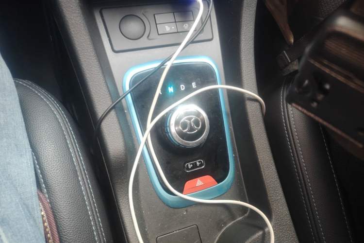 Used BAIC New Energy EU 2018 EU Quick-Change Loto Custom Edition Gear Lever